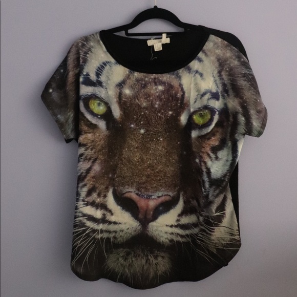 tiger shirt forever 21
